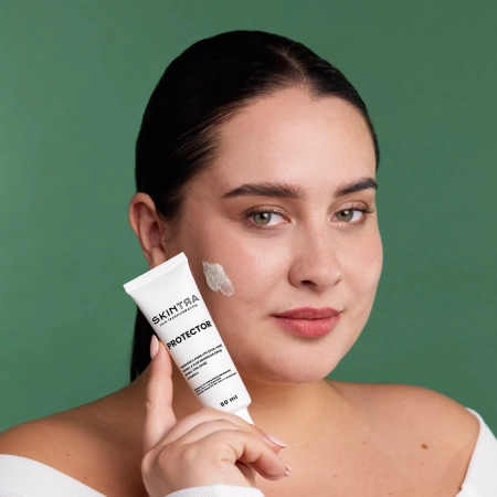 SkinTra - Protector - Skincare Sunscreen SPF 50+/PA++++, IR, BLUE LIGHT - 50ml