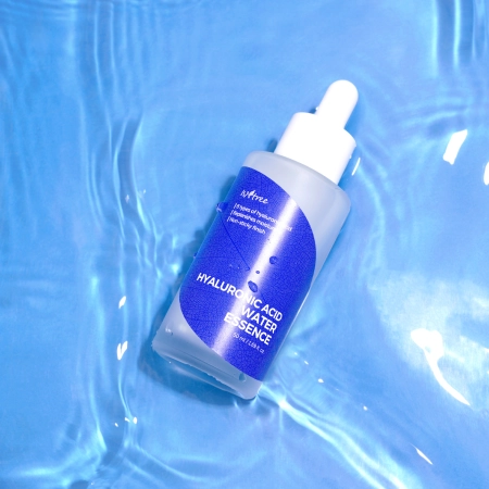 Isntree - Hyaluronic Acid Water Essence - Moisturizing Essence with Hyaluronic Acid - 50ml