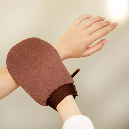Cosibella Accessories - Rękawica Peelingująca do Ciała - Desert Brown  Cosibella Accessories - Exfoliating Body Glove - Desert Brown