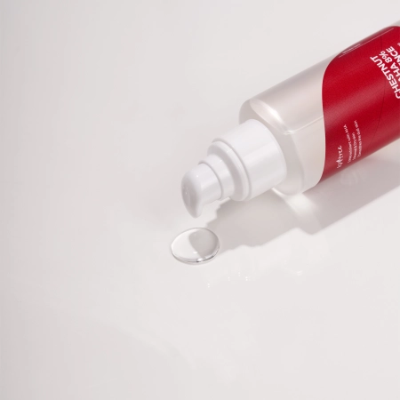 Isntree - Chestnut AHA 8% Clear Essence - Facial Essence with Lactic and Glycolic Acid - 100ml